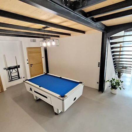 הוילה בוקר Industrial Luxury Nimes & Arles מראה חיצוני תמונה