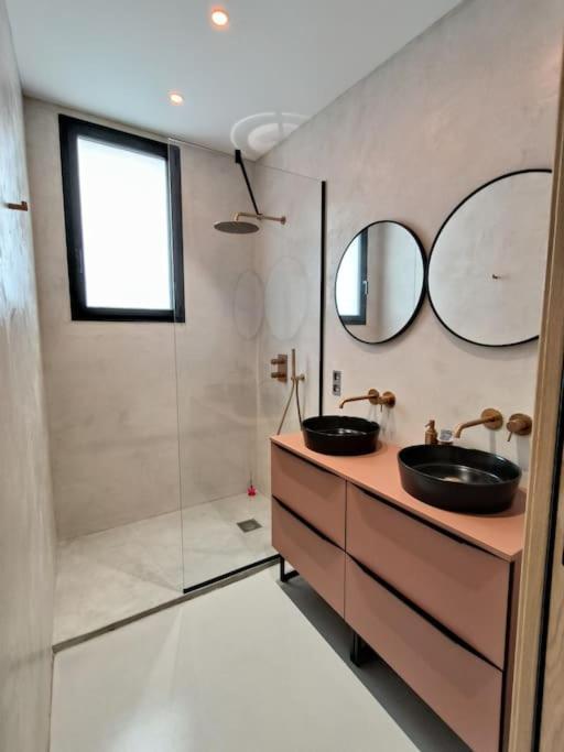 הוילה בוקר Industrial Luxury Nimes & Arles מראה חיצוני תמונה